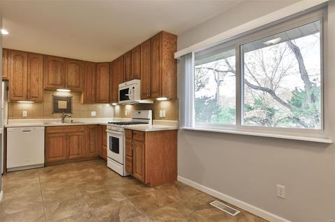 1105 Holgate Dr, Manchester, MO 63021 photo 10