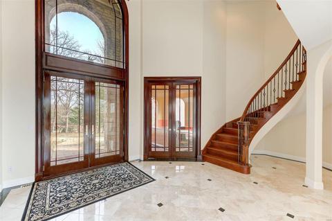 233 Deer Run Ln, Eureka, MO 63025 photo 2