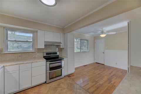 703 La Bonne Pkwy, Manchester, MO 63021 photo 9