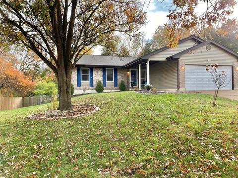 460 Talbert Ct, Ballwin, MO 63021 photo 2