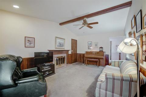 855 Claymont Dr, Ballwin, MO 63011 photo 9