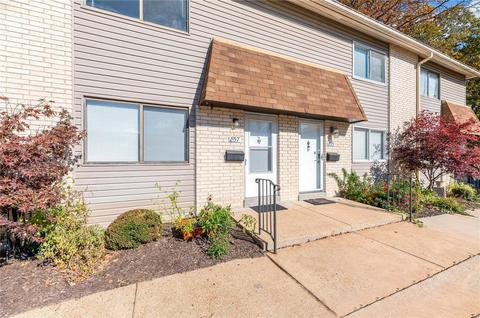 857 Portsdown Rd, Ballwin, MO 63011 photo 1
