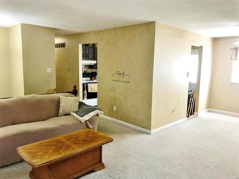 10 Chip Dr, O'fallon, MO 63366 photo 5
