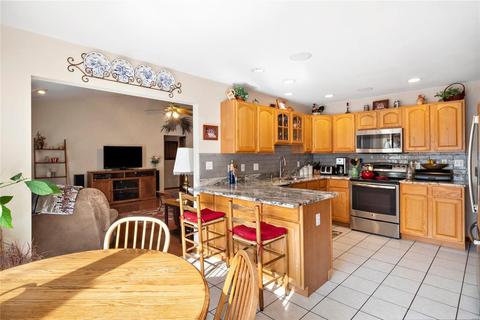 748 Longfellow Cir, O'fallon, MO 63366 photo 12