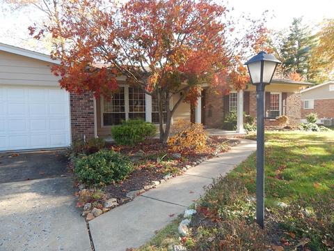 408 Andover Ln, Ballwin, MO 63011 photo 1