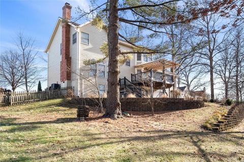 417 Gatehall Ln, Ballwin, MO 63011 photo 3