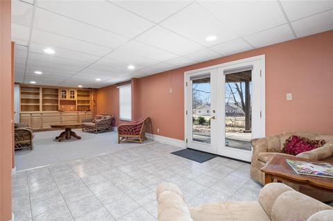 417 Gatehall Ln, Ballwin, MO 63011 photo 29
