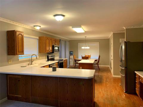2 Forest Pine Ct, O'fallon, MO 63368 photo 11