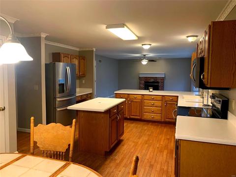 2 Forest Pine Ct, O'fallon, MO 63368 photo 9