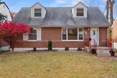 7504 Marillac Dr, Saint Louis, MO 63121 photo 1
