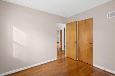 7504 Marillac Dr, Saint Louis, MO 63121 photo 11