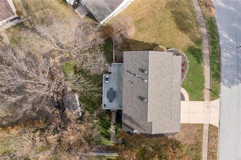 815 Pine Village Ct, Ballwin, MO 63021 photo 29