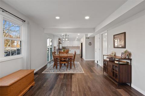 815 Pine Village Ct, Ballwin, MO 63021 photo 12