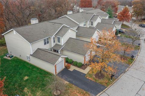 826 Woodside Trails Dr, Ballwin, MO 63021 photo 2