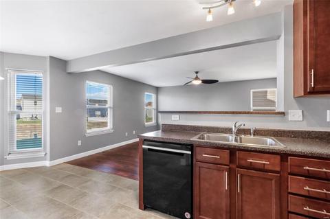 317 Burning Brook Dr, O'fallon, MO 63366 photo 13