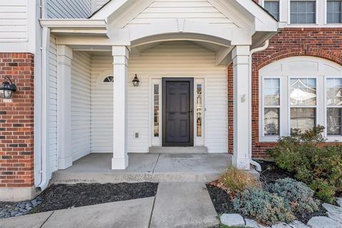 630 Legends Bluffs Ct, Eureka, MO 63025 photo 4