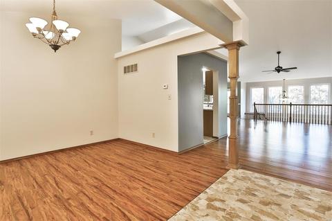 1248 Arbor Bluff Cir, Ballwin, MO 63021 photo 4