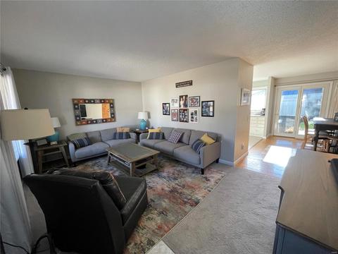 236 Valleyoak Ct, Ballwin, MO 63021 photo 3