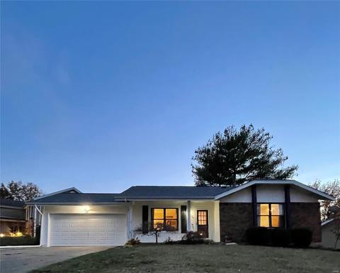 236 Valleyoak Ct, Ballwin, MO 63021 photo 1
