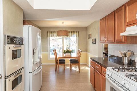 10 Forrester Dr, Manchester, MO 63011 photo 12