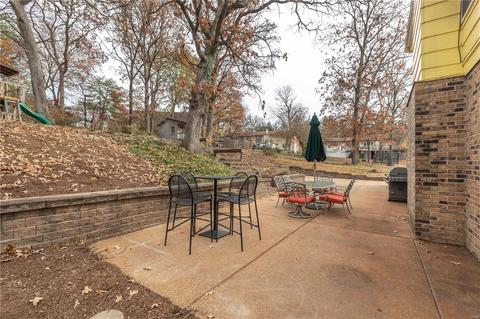 10 Forrester Dr, Manchester, MO 63011 photo 9
