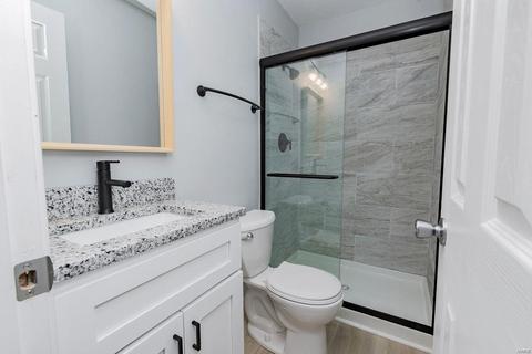 252 Glandore #C, Ballwin, MO 63021 photo 24