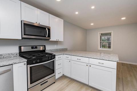252 Glandore #C, Ballwin, MO 63021 photo 6