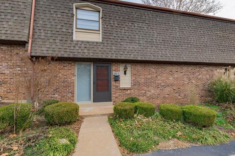 252 Glandore #C, Ballwin, MO 63021 photo 1