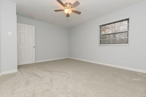 252 Glandore #C, Ballwin, MO 63021 photo 17