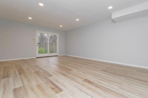 252 Glandore #C, Ballwin, MO 63021 photo 22