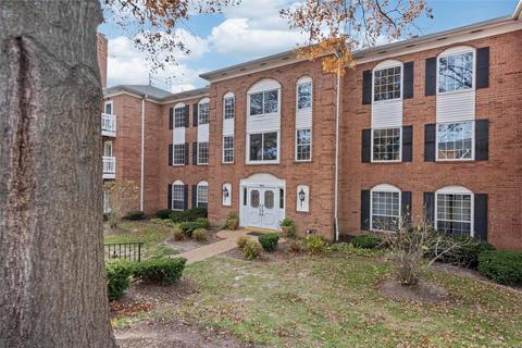 964 Claytonbrook Dr #3E, Ballwin, MO 63011 photo 2