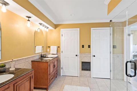 964 Claytonbrook Dr #3E, Ballwin, MO 63011 photo 16