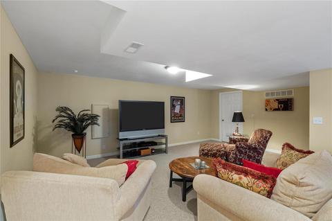 982 Midpoint Dr, O'fallon, MO 63366 photo 37