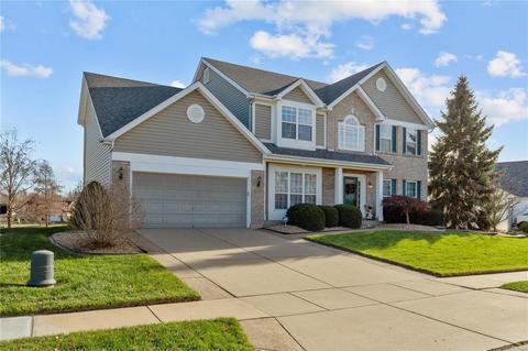 982 Midpoint Dr, O'fallon, MO 63366 photo 2