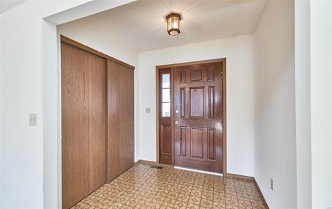 336 Westbrook Dr, O'fallon, MO 63366 photo 3