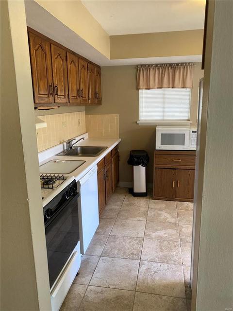 345 Sulphur Spring Rd, Manchester, MO 63021 photo 5
