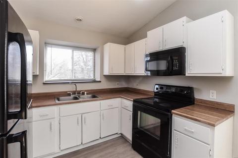 1051 Whitegate, O'fallon, MO 63366 photo 7