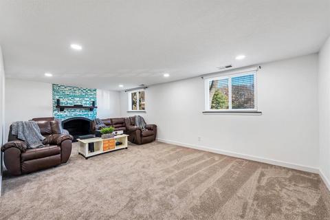 489 Graywood, Ballwin, MO 63011 photo 32