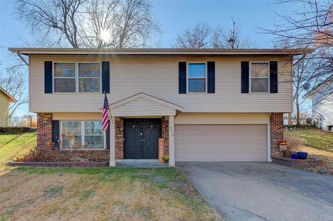 536 Blazedwood, Ballwin, MO 63021 photo 1