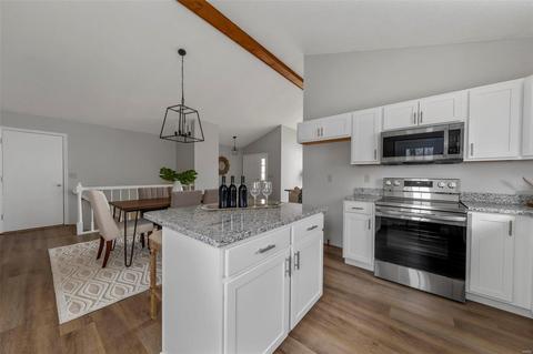 210 Surrey Ct, O'fallon, MO 63366 photo 15