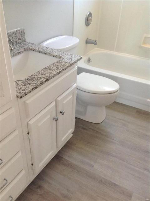 124 Highview Dr, Ballwin, MO 63011 photo 6