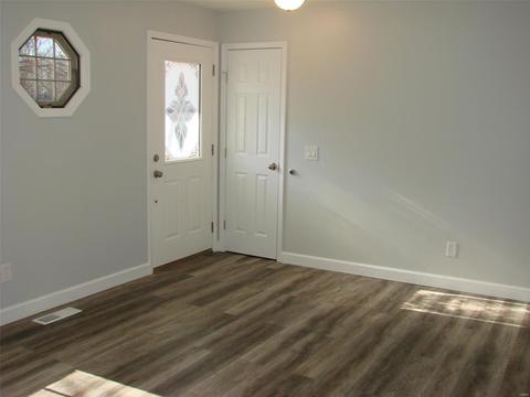 207 Bermuda Dr, O'fallon, MO 63366 photo 4