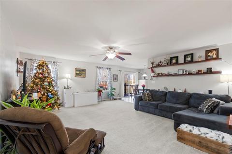 210 Spring Borough Dr, O'fallon, MO 63368 photo 13