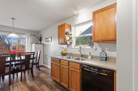 210 Spring Borough Dr, O'fallon, MO 63368 photo 4