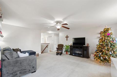 210 Spring Borough Dr, O'fallon, MO 63368 photo 12