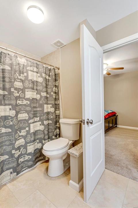 530 Overlook Ter, Eureka, MO 63025 photo 32
