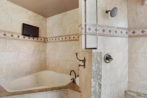 1230 Red Oak Plantation, Ballwin, MO 63021 photo 18