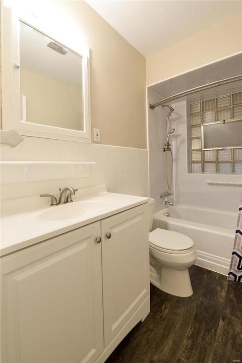 1302 Stein Rd, Saint Louis, MO 63135 photo 22