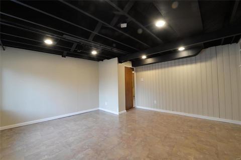 1302 Stein Rd, Saint Louis, MO 63135 photo 25