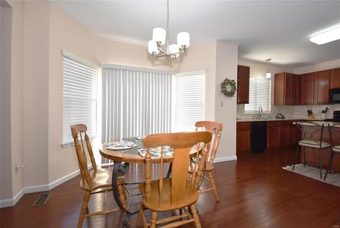 686 Whispering Willow Dr, O'fallon, MO 63366 photo 14